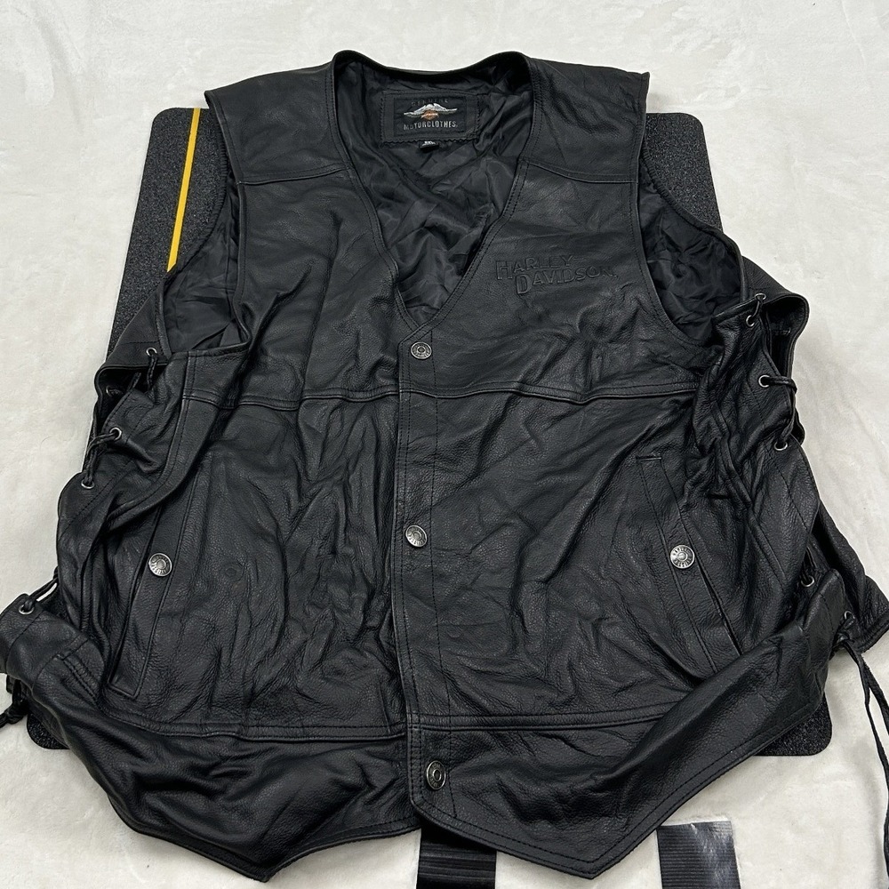 Harley Davidson Leather Vest Mens 2XL Black Side Lace Embossed Logo Snap Button